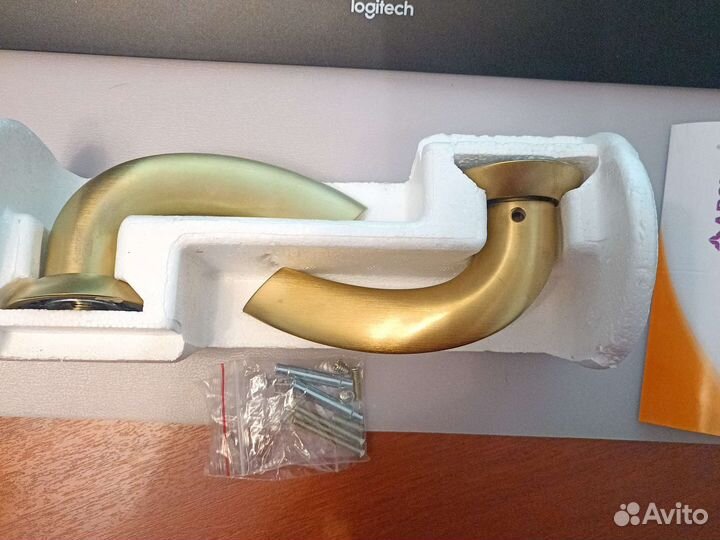 Ручки для межкомнатных дверей Archie