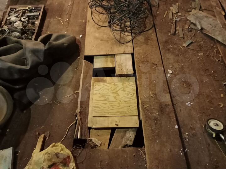 Гараж, > 30 м²