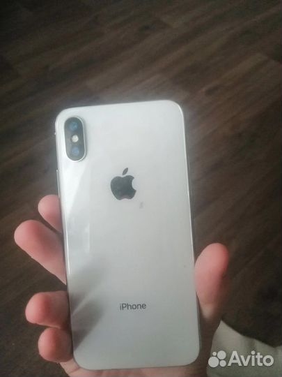 iPhone X