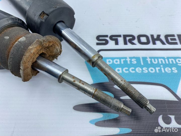 Комплект амортизаторов задний Bmw 3-Series E93