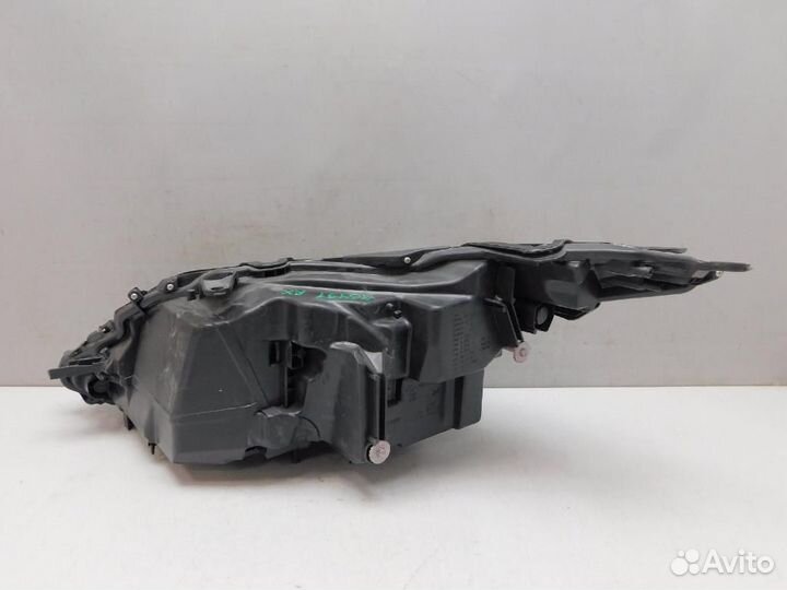 Фара правая Lexus RX200t/RX300/RX350/RX350L/RX450h