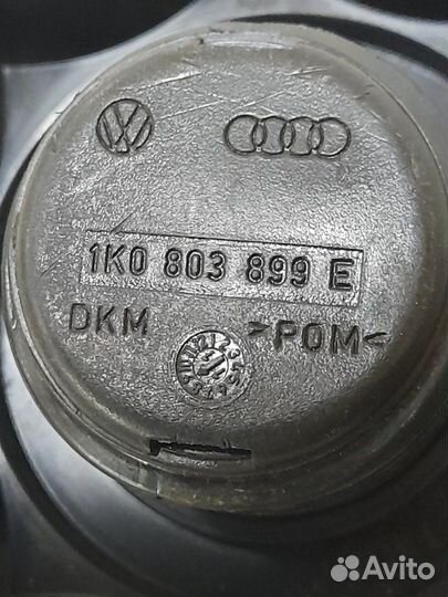 Болт крепления запасного колеса Audi Q5 2.0 cdnc