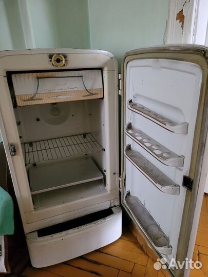 Холодильник советский