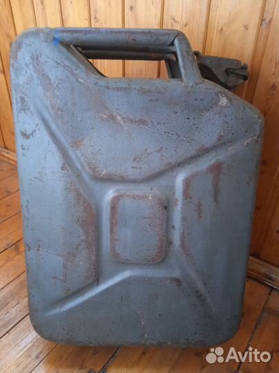 Канистра немецкая 20 л