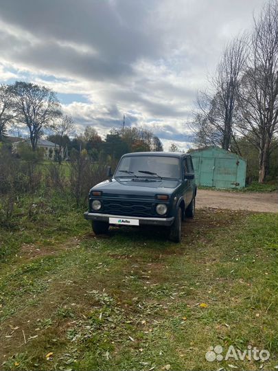 LADA 4x4 (Нива) 1.7 МТ, 2004, 180 000 км