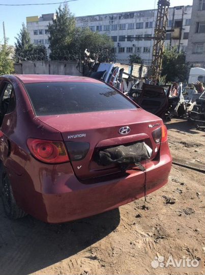 В разбор Hyundai Elantra 2007