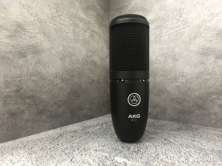 Студийный микрофон AKG P120