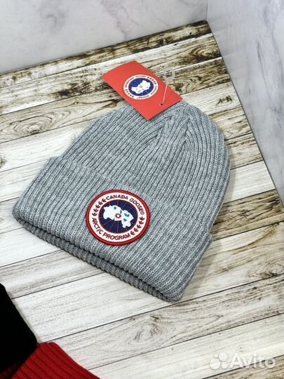 Шапка Canada Goose