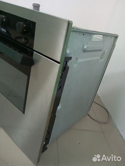 Духовой шкаф Zanussi