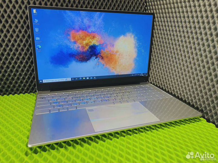 Новый Ноутбук i7/12Gb/SSD256/UHD Комплект