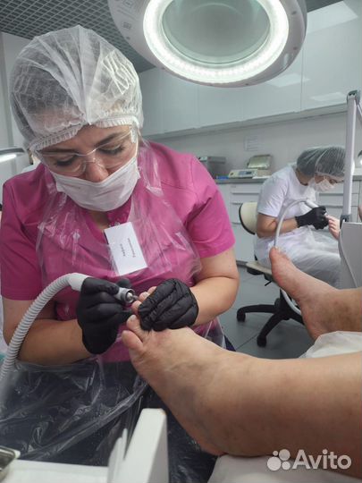 Педикюр вросший ноготь