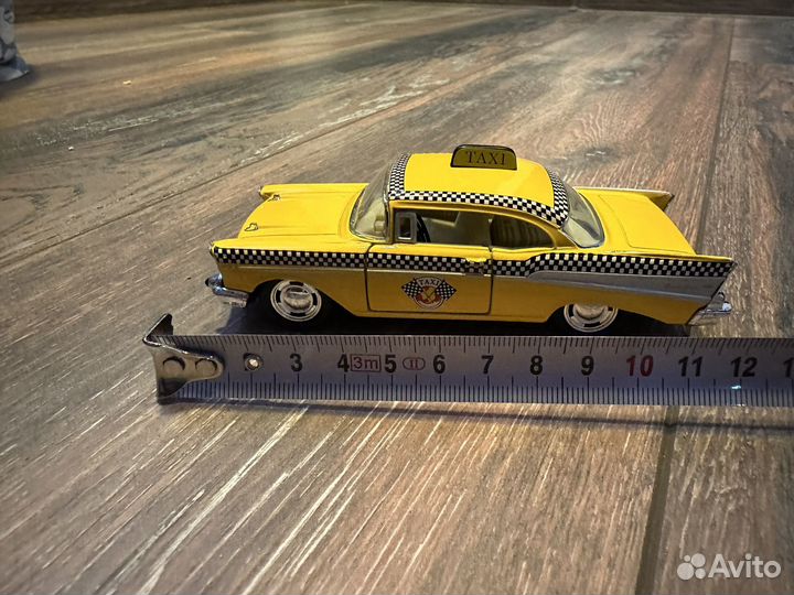 Металлическая машинка Шевроле Бел Эер Такси