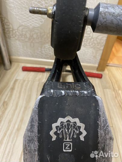 Трюковой самокат