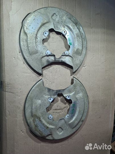 Пыльник тормозного диска задний Volvo Xc90 2016