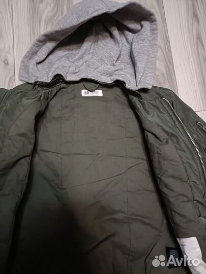 Куртка (бомбер) на мальчика размер 122-228