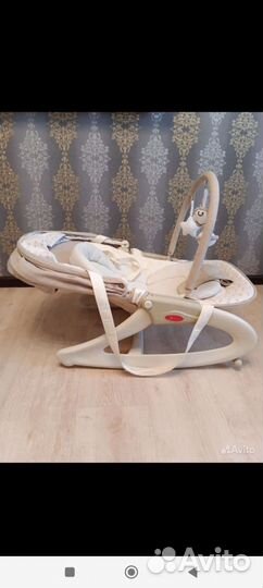 Шезлонг для новорожденных