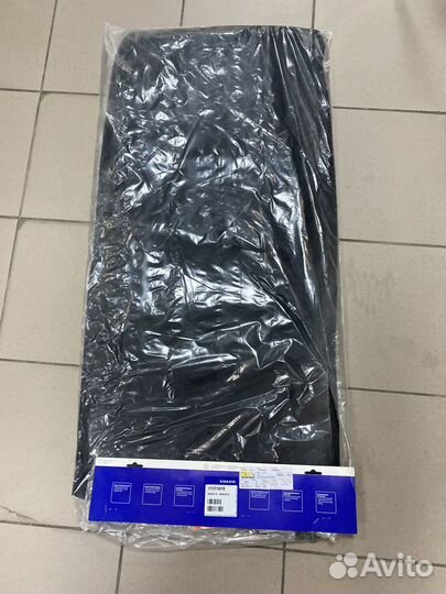 Шторки солнцезащитные багажника 31373978 xc90 16г