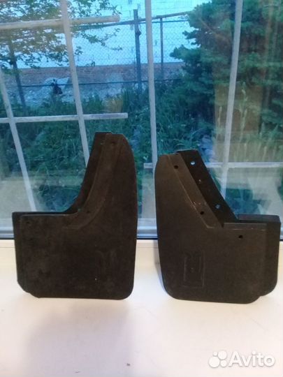 Брызговики на млсквич 2141