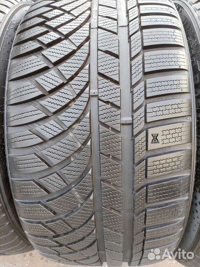 Kumho WinterCraft WP72 245/45 R18 и 275/40 R18 103V