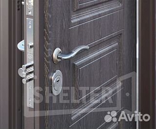 Металлическая дверь