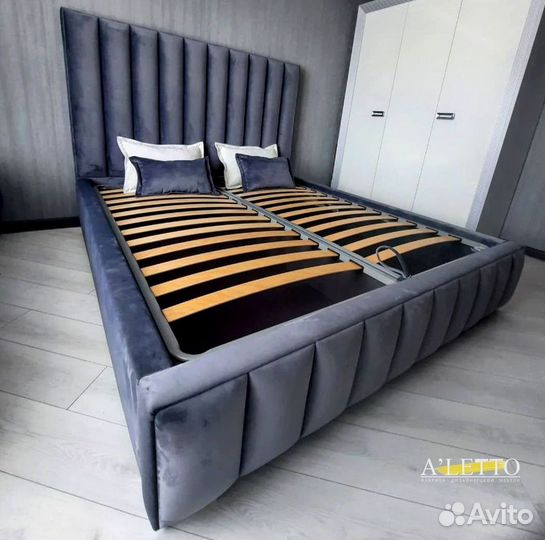 Кровать двуспальная