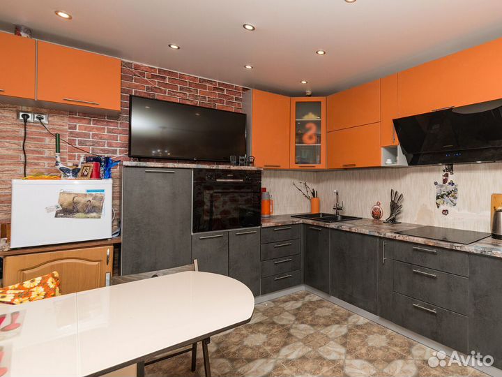 Кухня угловая на заказ