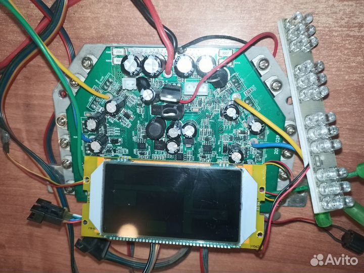 Комплект для полноприводного электросамоката