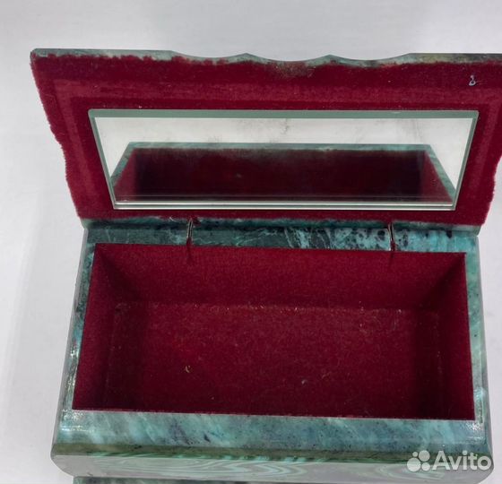 Шкатулка СССР из уральского малахита