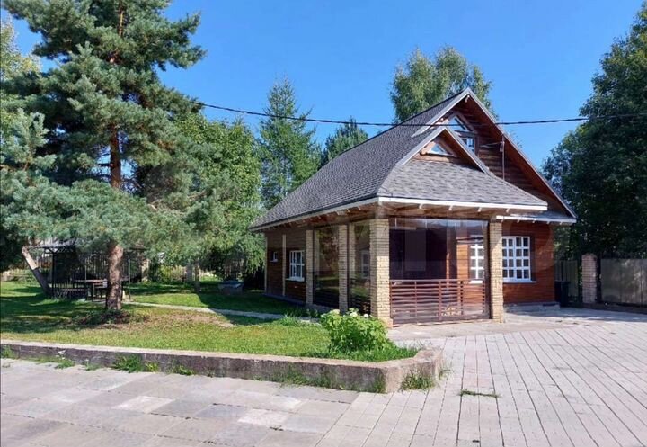 Дом 100 м² на участке 50 сот.