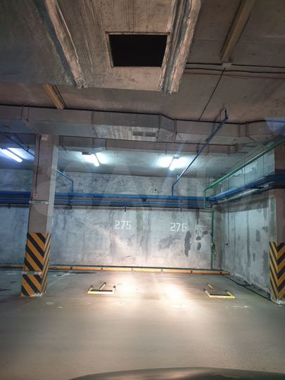 Машиноместо, 30 м²