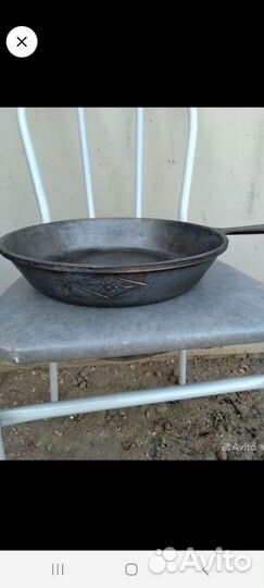 Чугунная сковорода