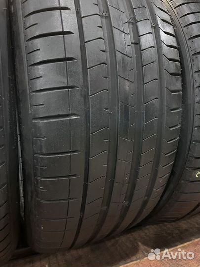 Pirelli P Zero PZ4 285/40 R23 и 325/35 R23 107Y