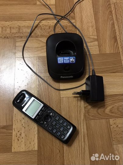 Телефон Panasonic стационарный