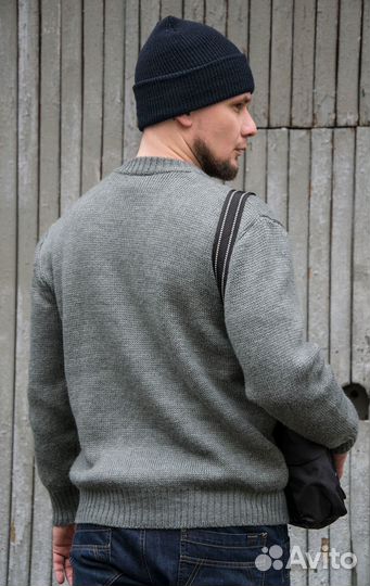 Свитер мужской