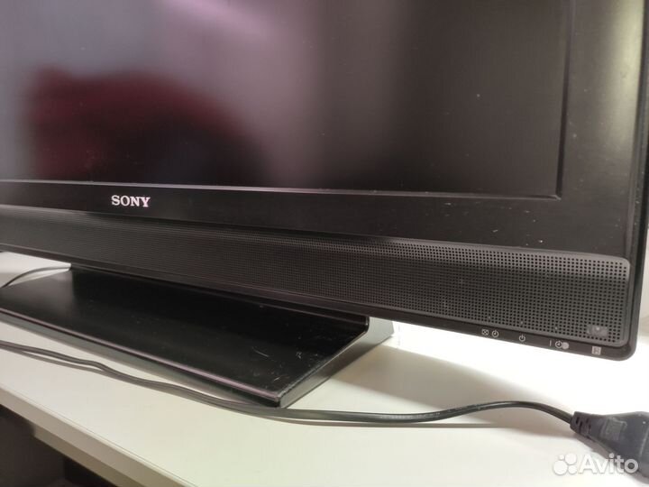 Телевизор LCD Sony KDL-32P3000