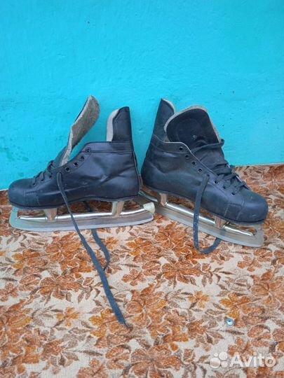 Коньки хоккейные времени СССР