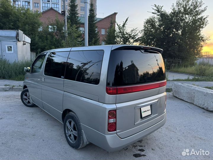 Nissan Elgrand 3.5 AT, 2003, 221 000 км