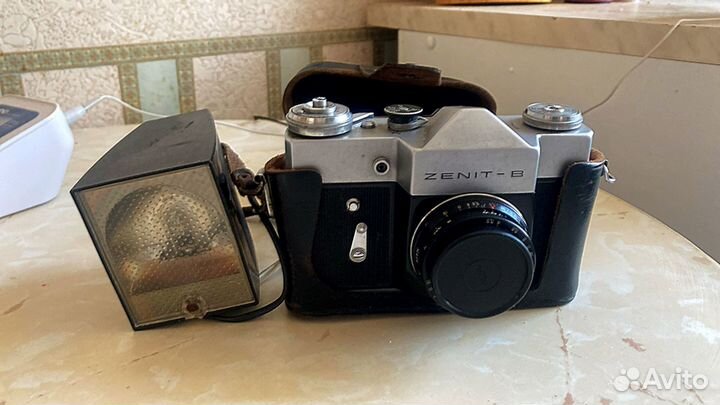 Пленочный фотоаппарат zenit