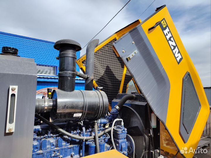 Фронтальный погрузчик HZM XC30, 2023