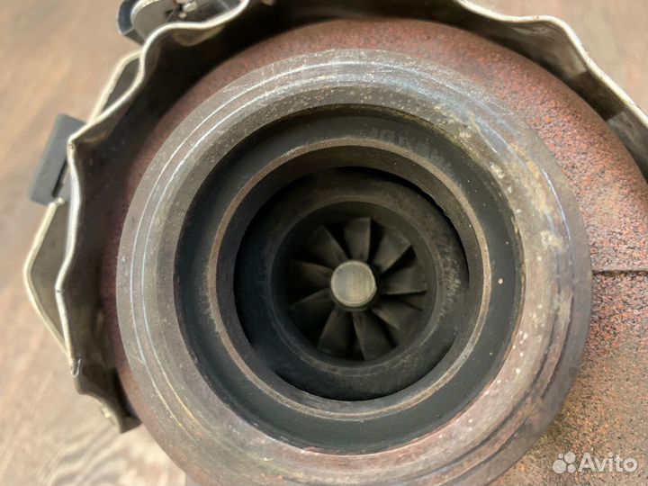 Турбокомпрессор VW Touran 2012г 2.0TDI 140л/с