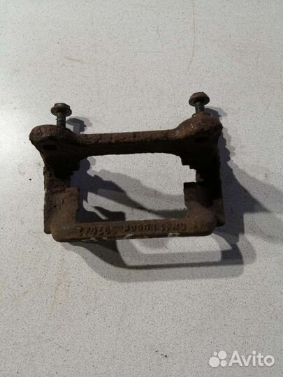 Скоба зад.тормозного суппорта Alfa Romeo 156