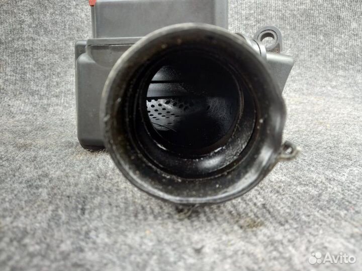 Резонатор воздушного фильтра Mercedes-Benz