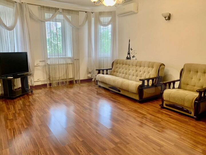 2-к. квартира, 64 м², 4/14 эт.