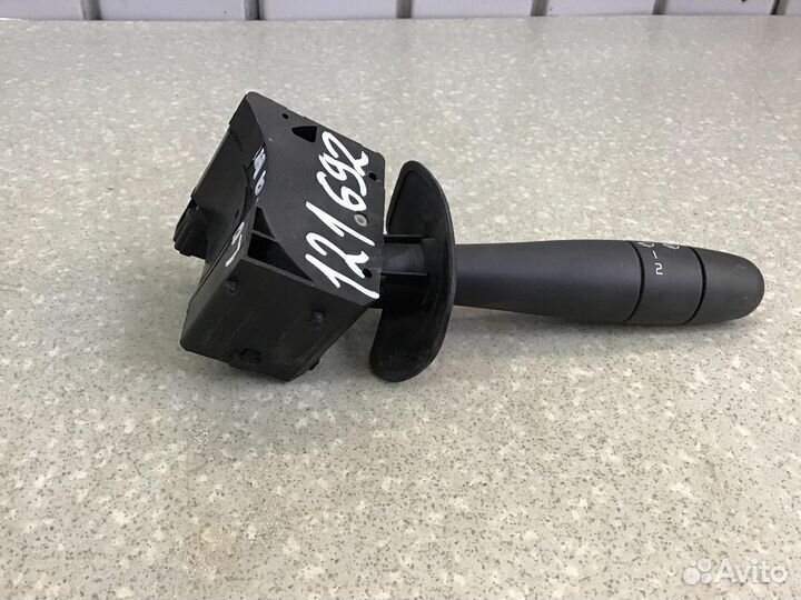 Переключатель стеклоочистителей Renault Logan 2005