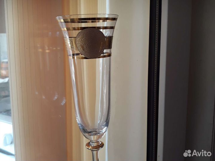 Рюмки на ножке