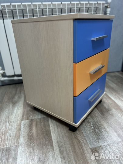 Тумба выкатная