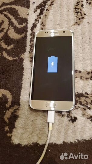 Samsung Galaxy S7, 4/32 ГБ