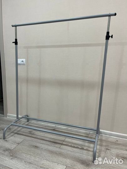 Вешалка напольная