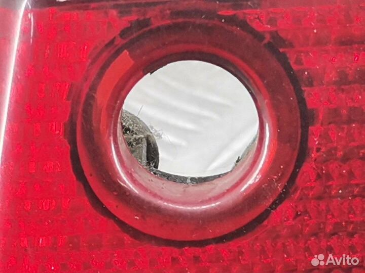 Фонарь крышки багажника правый Saab 9-3 (1)