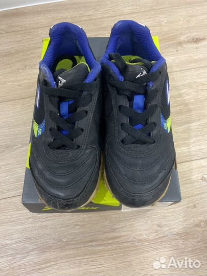 Бутсы футзадки Demix